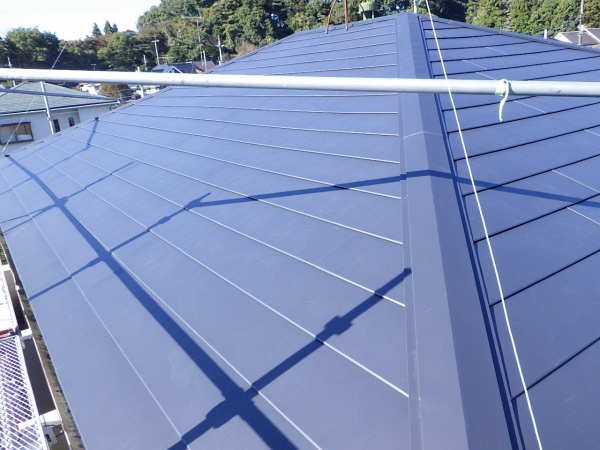 南面の完工です