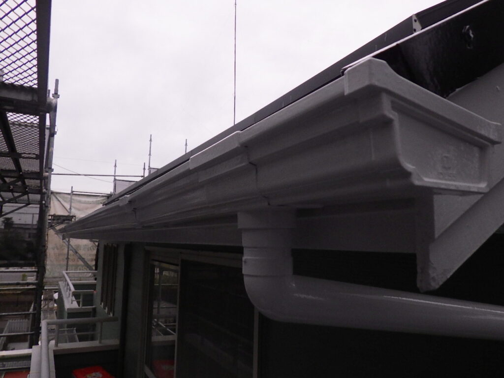 雨樋塗装終了です