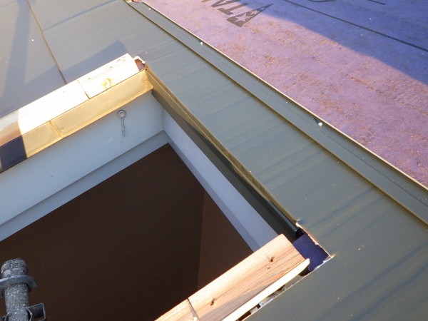 加工ルーフの取り付け終了です