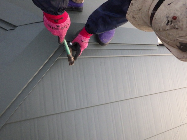 袖棟と大棟の納です