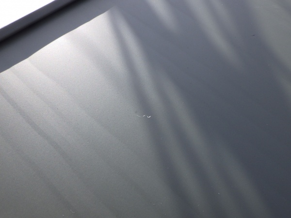 作業中に出来た小さな傷です