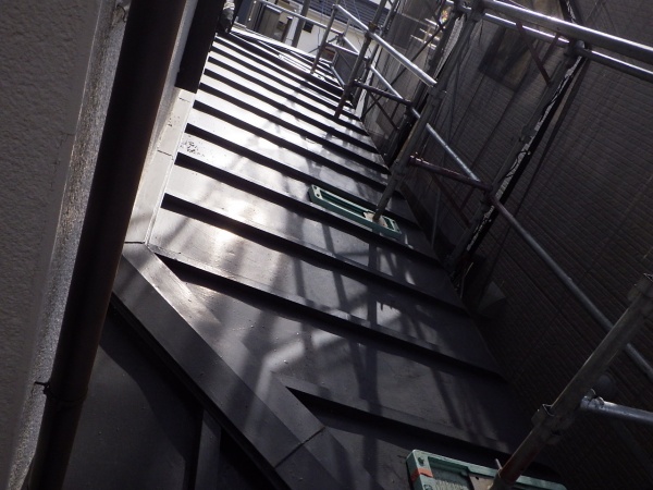 施工前の下屋根の状態です