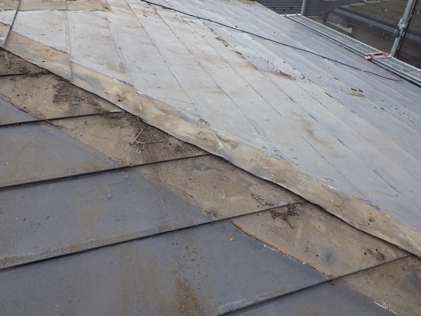 板金下地の補修終了です