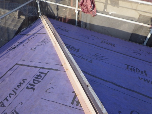 棟木の取り付け終了です