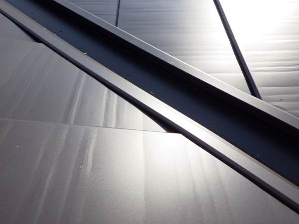 谷樋のルーフ切り口の納です