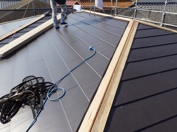 ケミカル面戸の取り付け中です