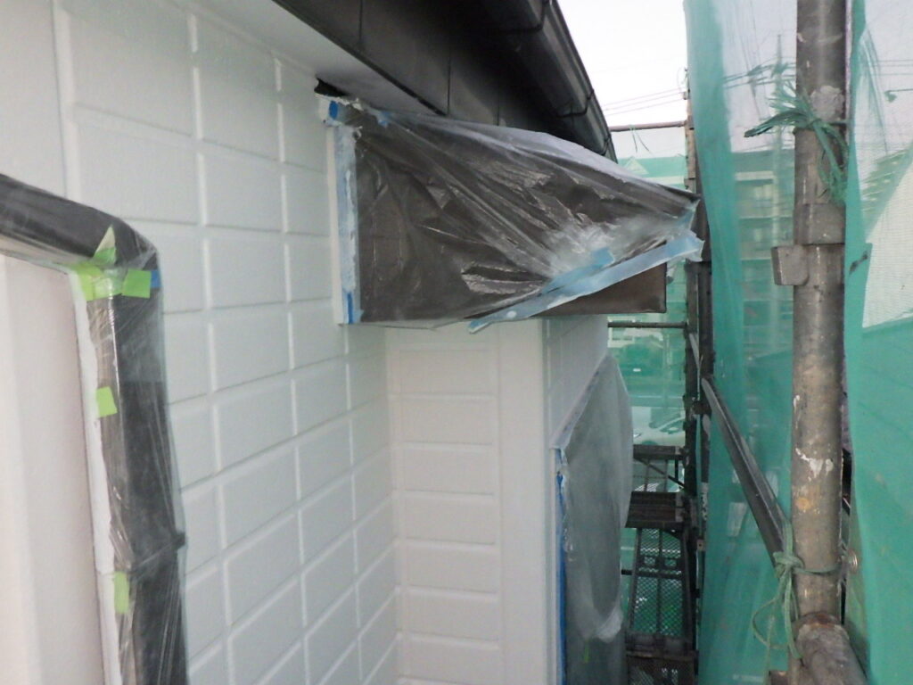 外壁下塗り塗装終了です