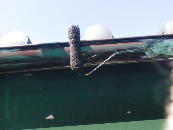 雨樋の中塗り中です