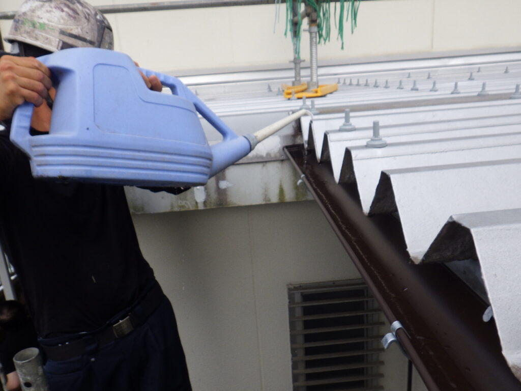 漏れと傾斜確認中です