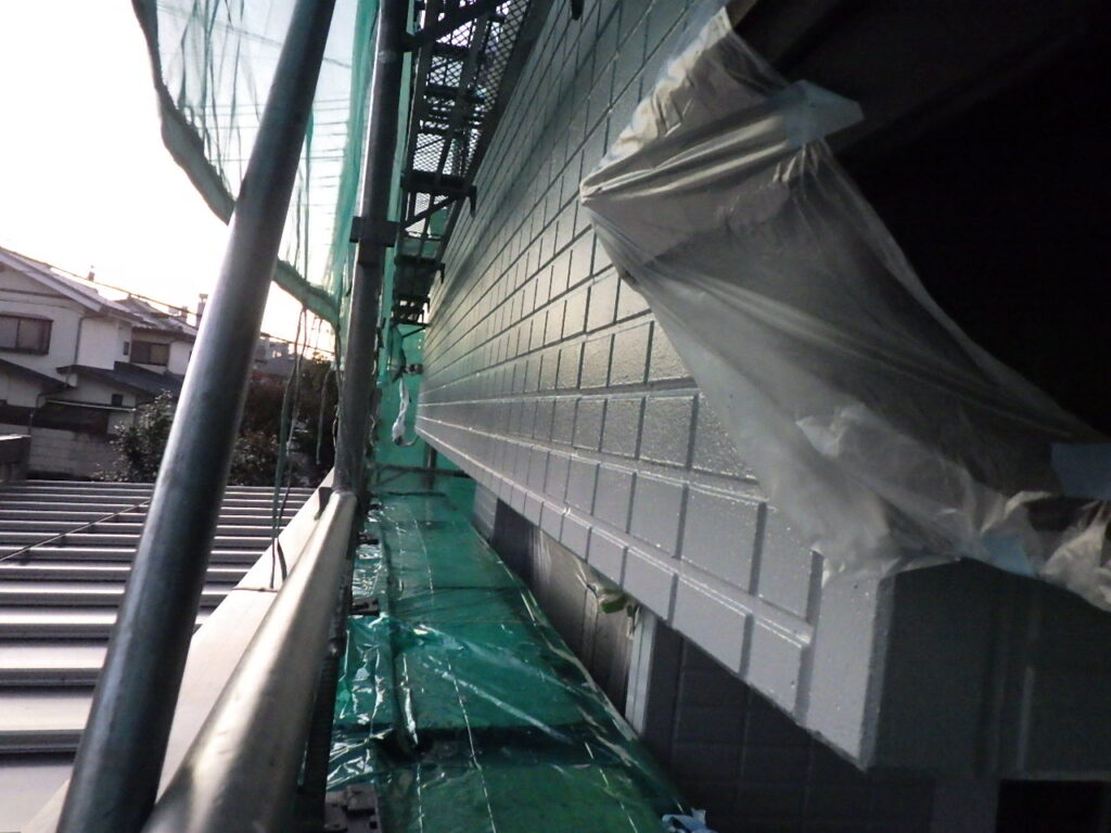 下段外壁上塗り終了です