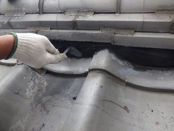 漆喰入れ中です