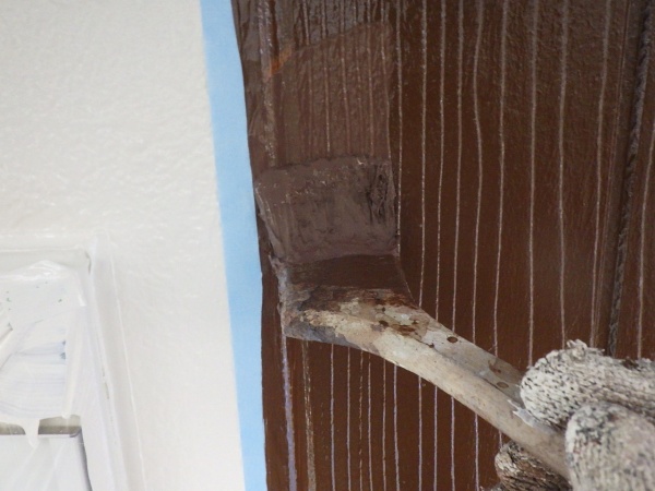 外壁取り合い塗装２回目です