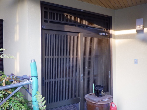 外壁養生を払いました