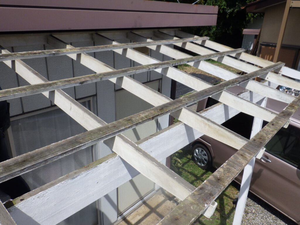 テラス屋根の解体終了です