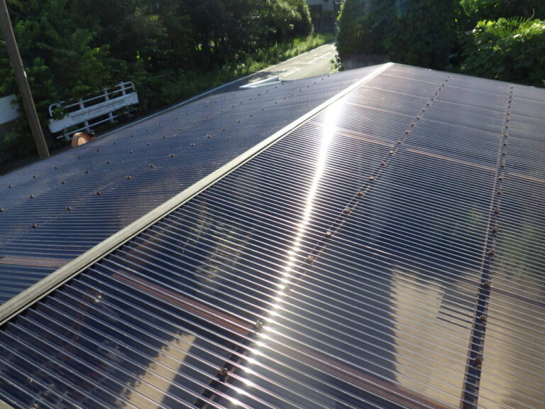 カーポートの波板交換が終了しました