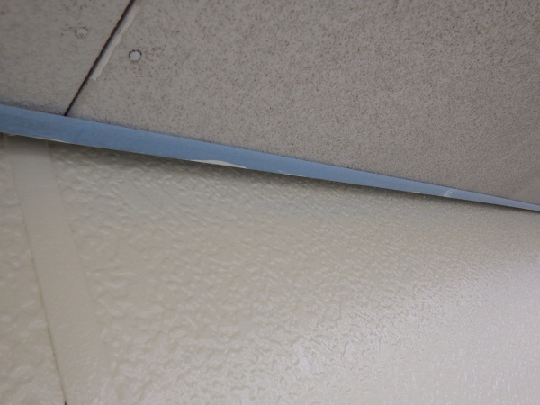 軒天取り合い塗装です