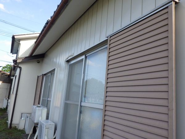 金属製サイディング部の完工です