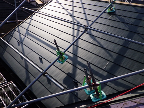 本日の施工後の屋根の状態です