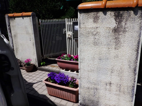 施工前の門塀の状態です