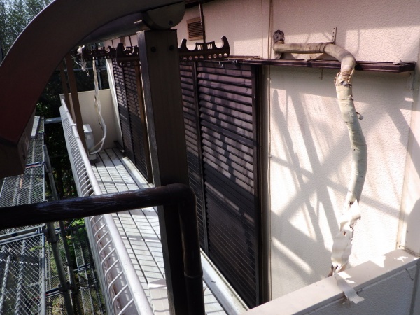 ２階外壁の高圧洗浄終了です