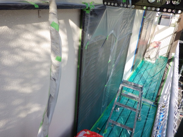 ベランダの養生をしました