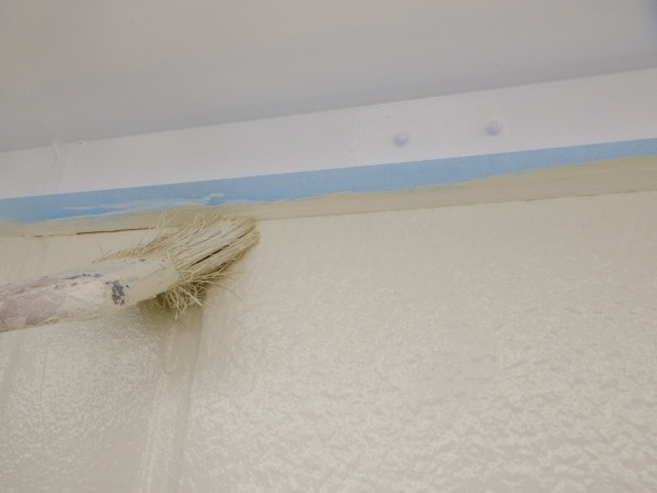 外壁上塗り塗装中です