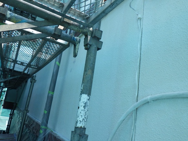 ２階外壁の下塗りが終了しました