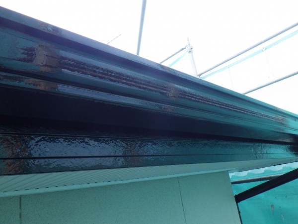 鼻隠しの中塗りが終了しました