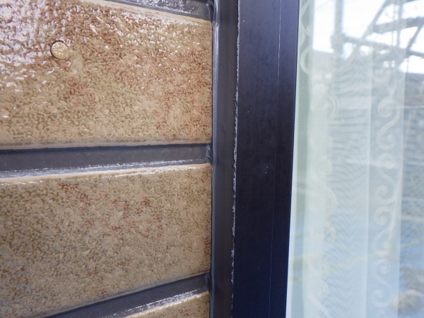 外壁目地打ち替えが終了しました