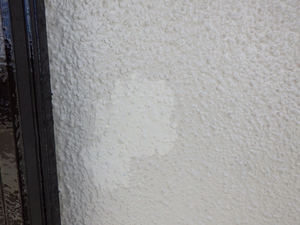 窯業系外壁のダメ直し終了です