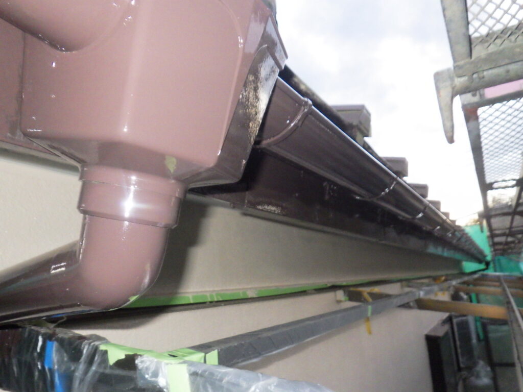 外壁付帯物の塗装終了です