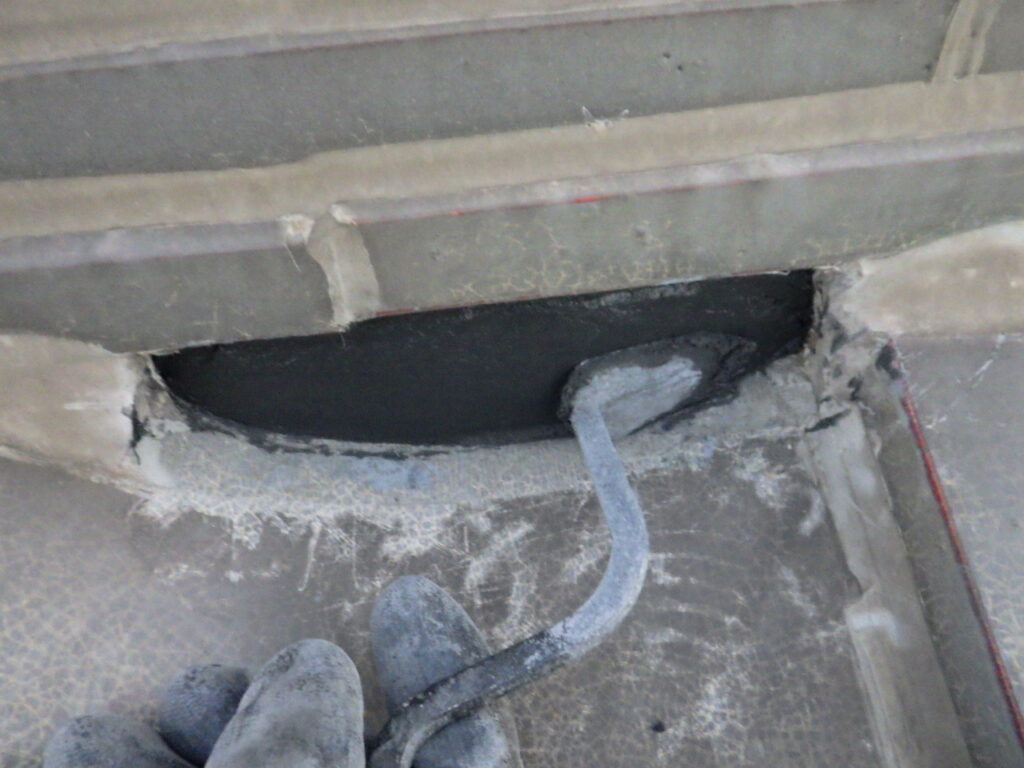 漆喰詰め中です