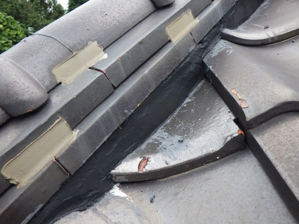 漆喰の詰め増し終了です