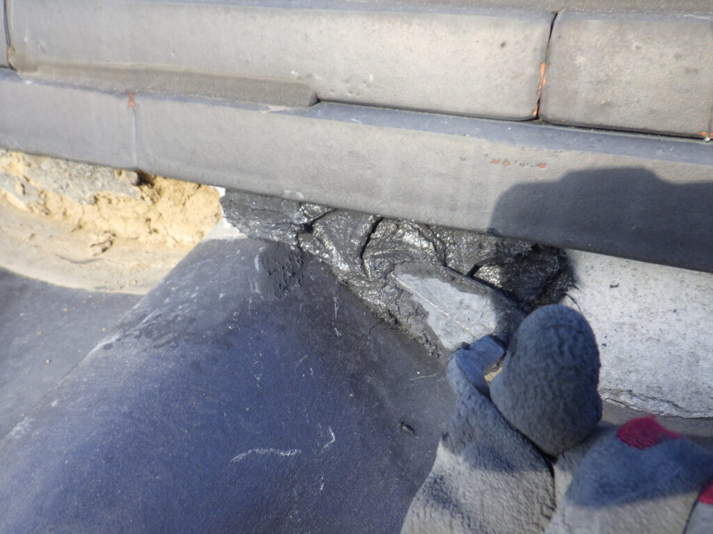 漆喰入れ中です