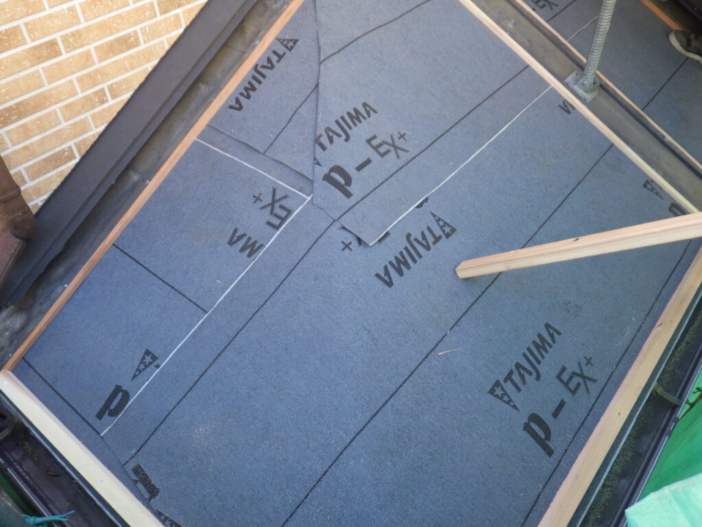 下地を取り付けました