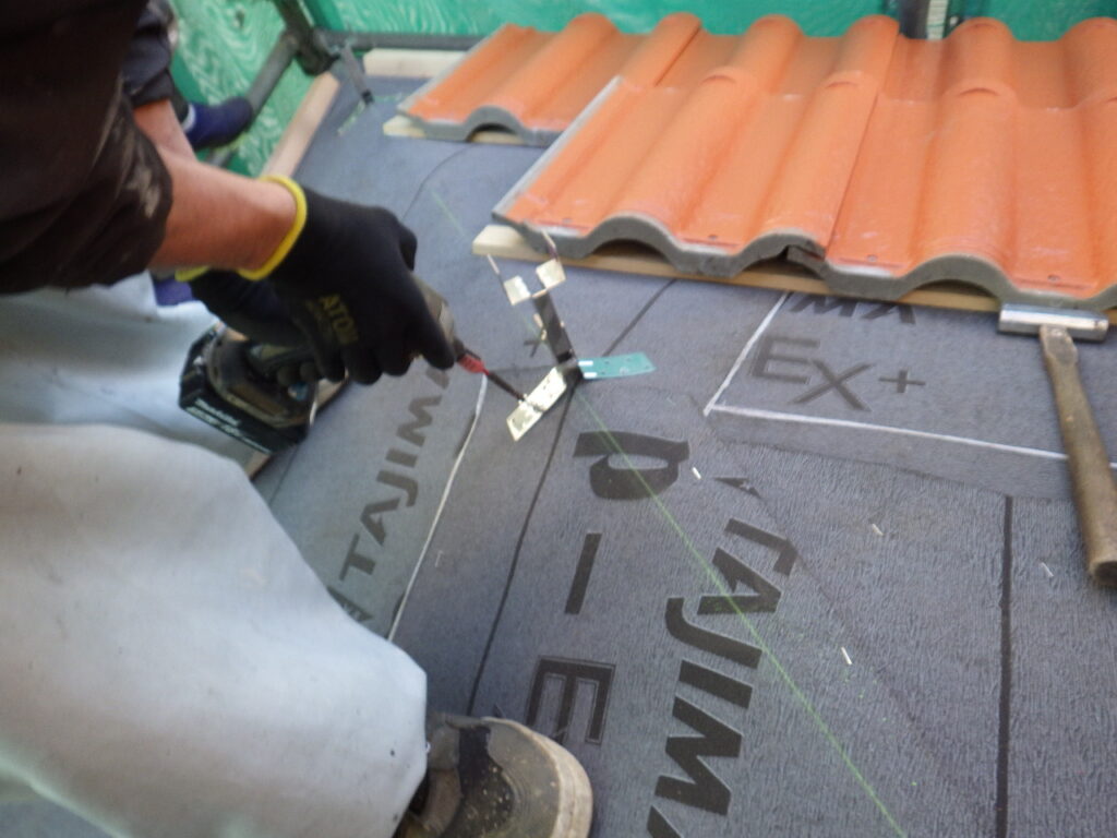 棟キュンパワーの取り付け中です