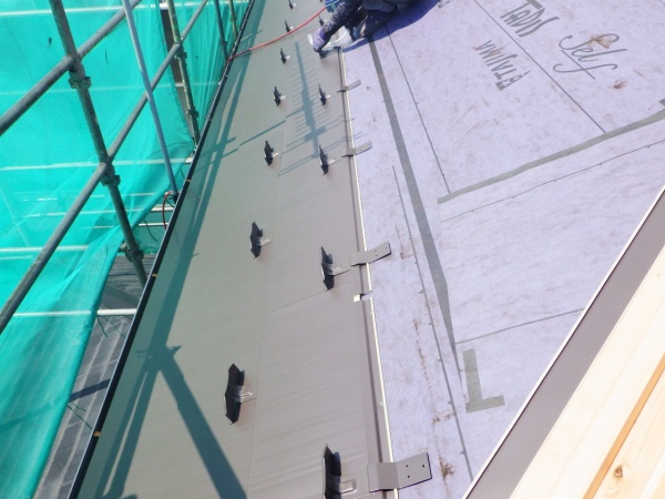 雪止めの取り付けが終了しました