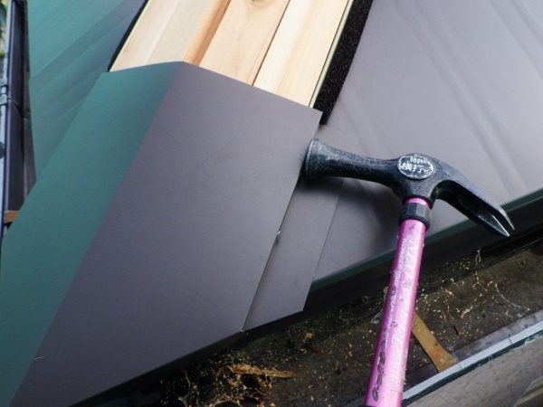 剣先の取り付け中です