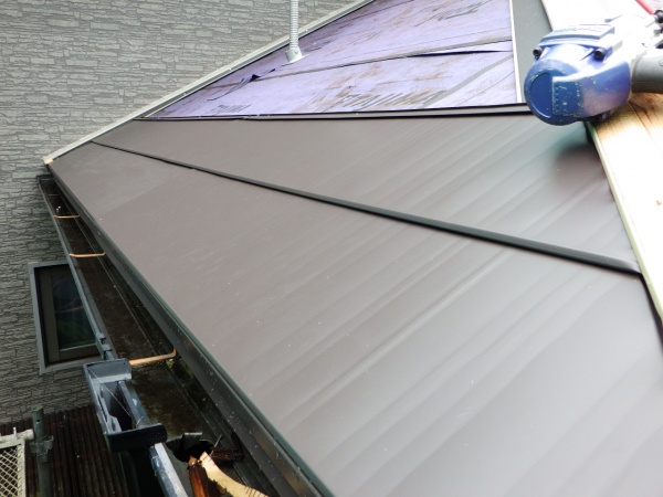 ２段目が貼り終わりました