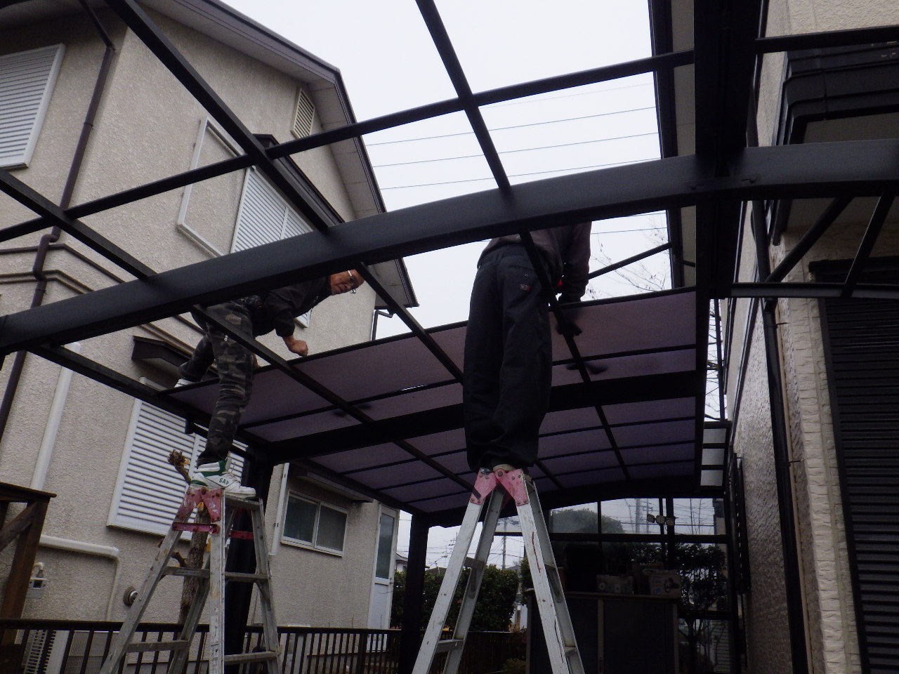 既存パネルの取り外し