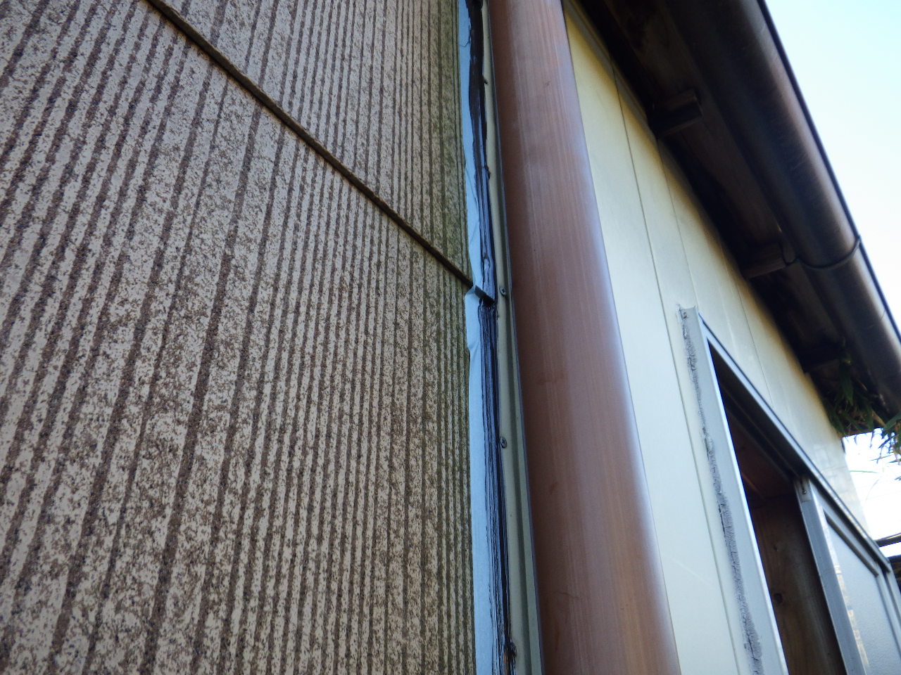 シーリング中です