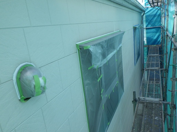 外壁塗装用養生をしました