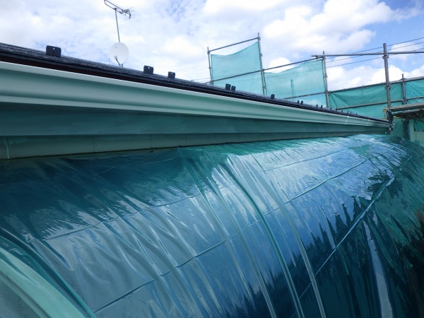 外壁塗装用養生をしました