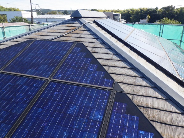 施工前のスレート屋根の状態です