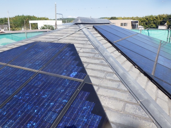 スレート屋根の高圧洗浄終了です