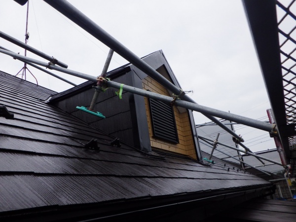 スレート屋根塗装の完工です