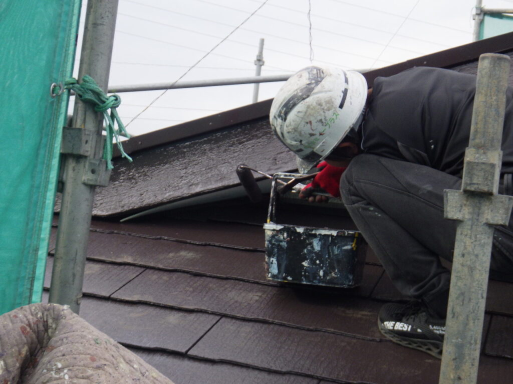 破風塗装中塗り中