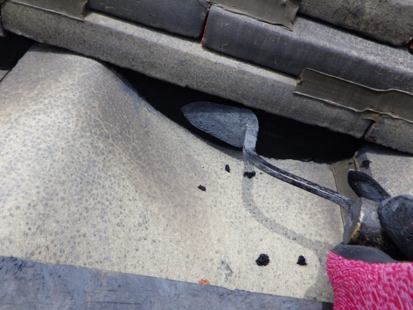 漆喰増し詰め中です