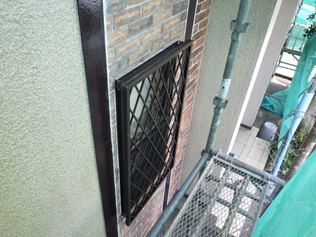 役物塗装目地打ち替えの完工