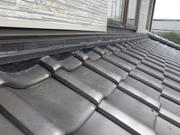 熨斗瓦のラバーロック終了です